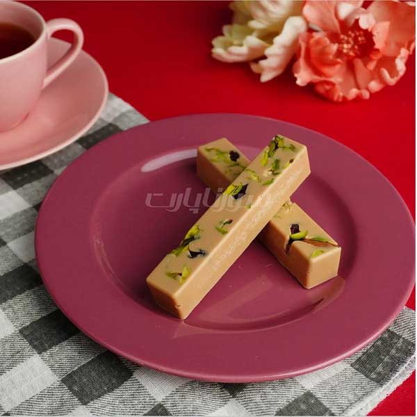 شکلات خانگی در قالب سیلیکونی کیت کت سیلیکونی سایز بزرگ
