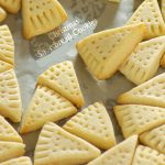 کاتر شیرینی پزی به گز مدل مثلث مجموعه 4 عددی
