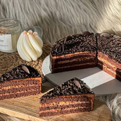 طرز تهیه کیک کافی شاپی خوشمزه مرحله به مرحله