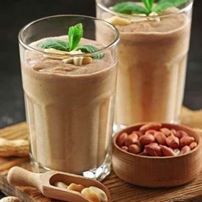 شیک خرما و بادام زمینی