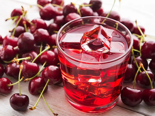 شربت آلبالو بدون مربا